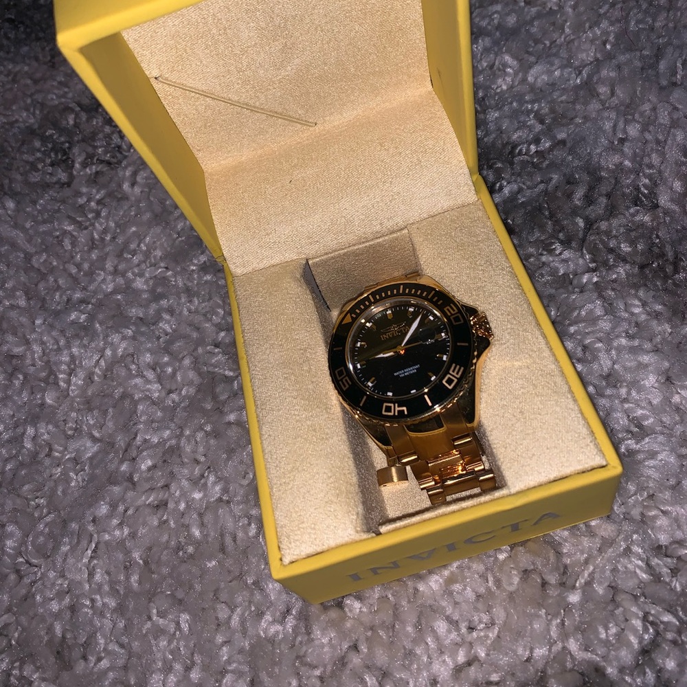 Invicta Diving Watch - Picture 1 of 7